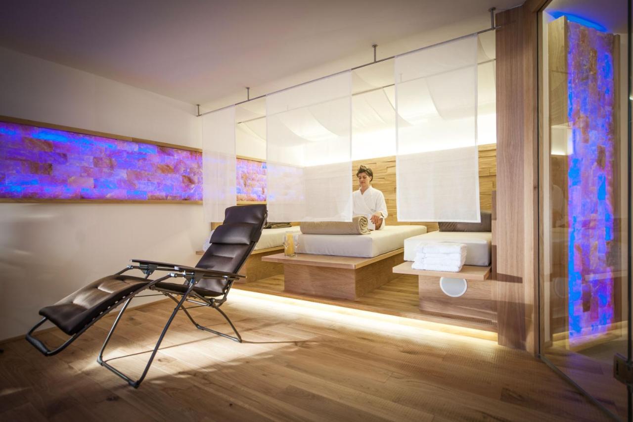 Crystls Aparthotel Flachau Buitenkant foto